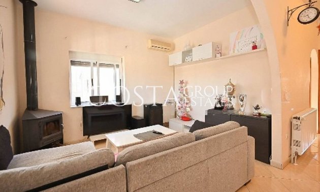 Herverkoop - Villa -
Orihuela - Los Balcones