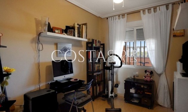 Revente - Maison -
Torrevieja - Torrevieja Centro