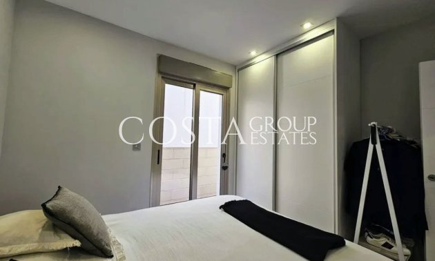 Herverkoop - Villa -
Orihuela - Villamartin