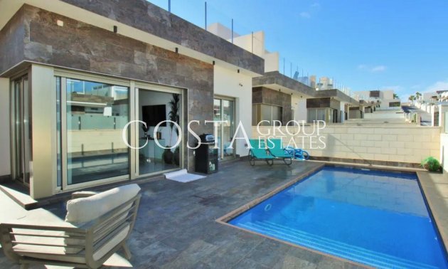 Herverkoop - Villa -
Orihuela - Villamartin