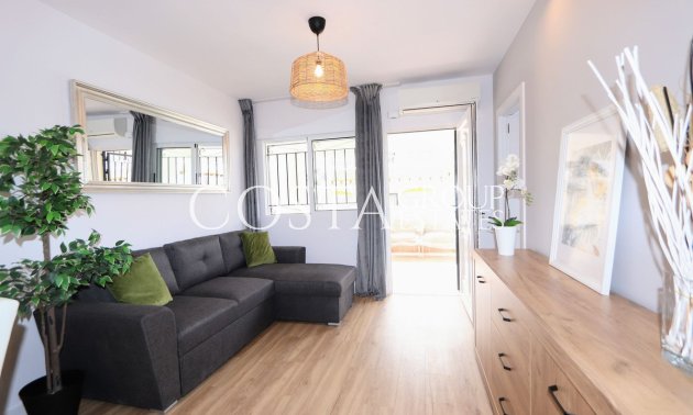 Resale - House -
Orihuela - Punta Prima