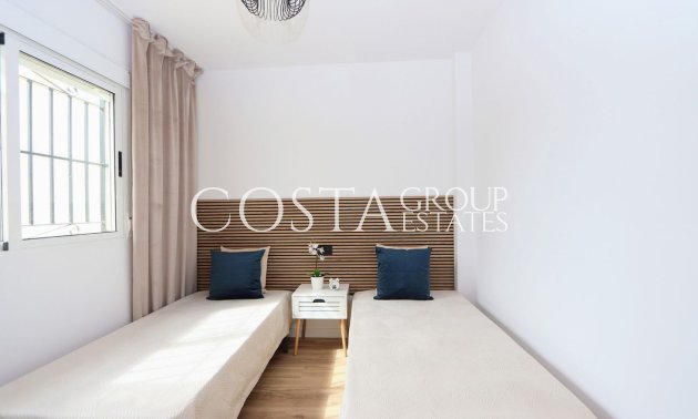 Resale - House -
Orihuela - Punta Prima