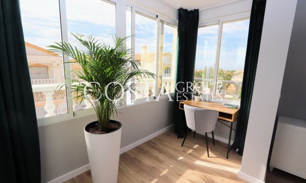 Resale - House -
Orihuela - Punta Prima