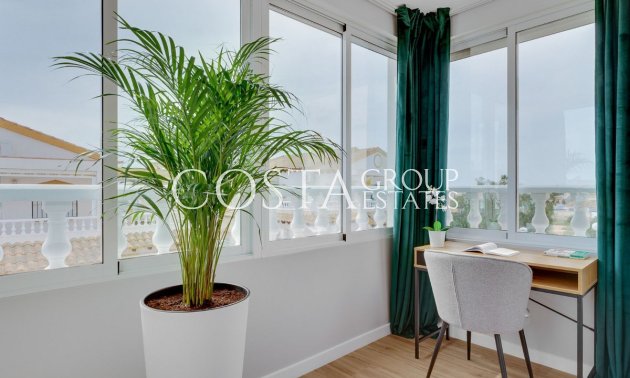 Resale - House -
Orihuela - Punta Prima