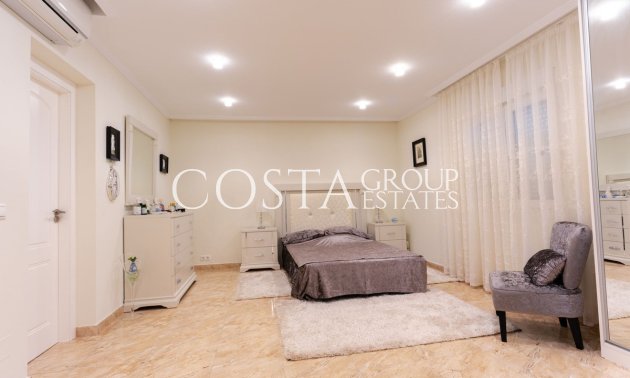 Herverkoop - Villa -
Orihuela - Los Balcones