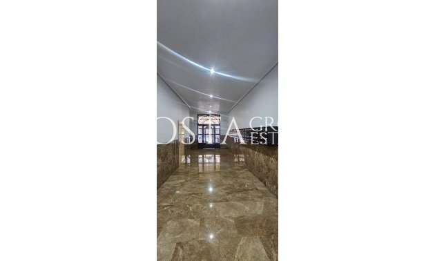 Herverkoop - Apartments -
Torrevieja - Torrevieja Centro