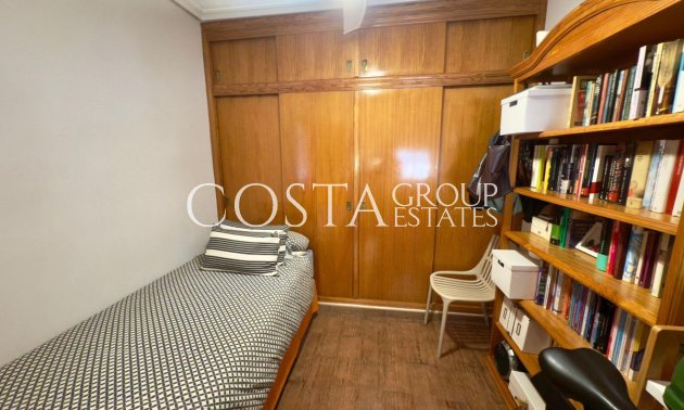 Herverkoop - Apartments -
Alicante - Alicante Centro