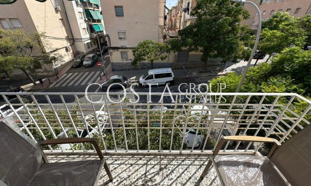 Revente - Apartments -
Alicante - Alicante Centro