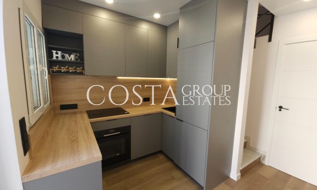 Odsprzedaż - Dom -
Torrevieja - Torrevieja Centro