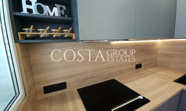 Odsprzedaż - Dom -
Torrevieja - Torrevieja Centro