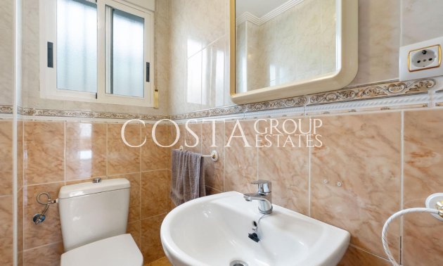 Wiederverkauf - House -
Torrevieja - Torrevieja Centro