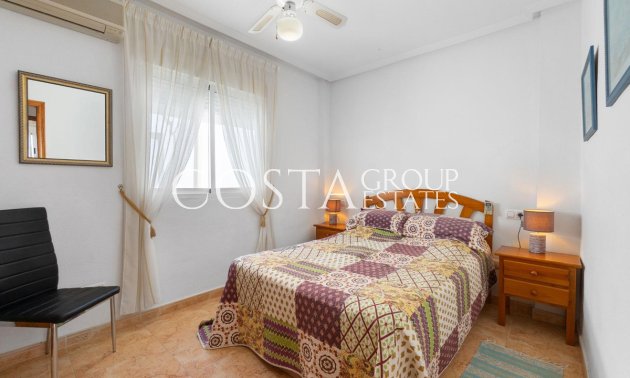 Wiederverkauf - House -
Torrevieja - Torrevieja Centro