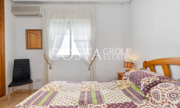 Wiederverkauf - House -
Torrevieja - Torrevieja Centro