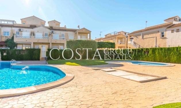 Wiederverkauf - House -
Torrevieja - Torrevieja Centro