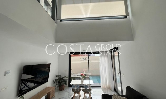 Herverkoop - Villa -
Los Montesinos - Los Montesinos Centro