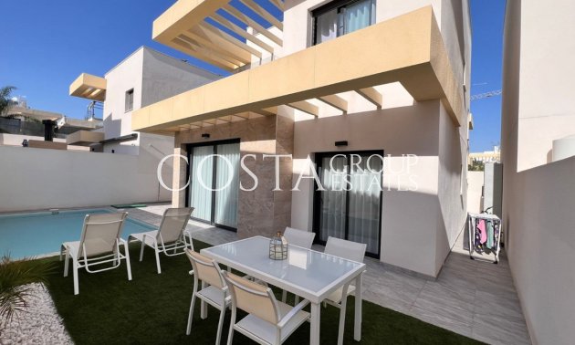 Herverkoop - Villa -
Los Montesinos - Los Montesinos Centro