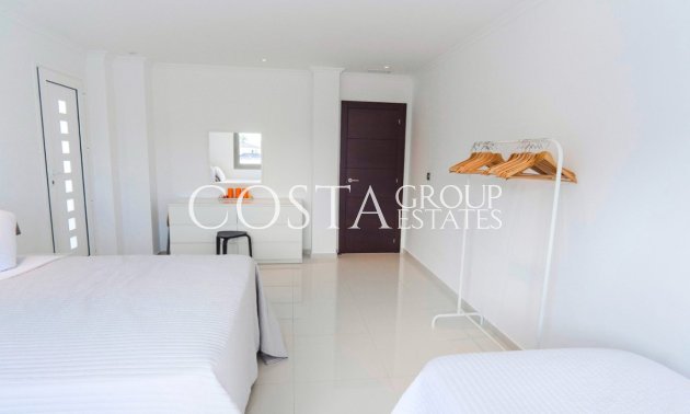 Resale - Villa -
Rojales - Ciudad Quesada