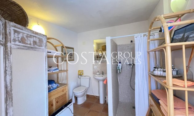 Odsprzedaż - Willa -
Teulada - Moraira