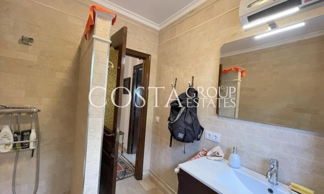 Odsprzedaż - Willa -
Teulada - Moraira