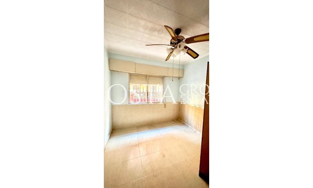 Resale - Apartments -
Torrevieja - Torrevieja Centro