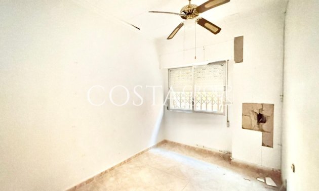 Resale - Apartments -
Torrevieja - Torrevieja Centro