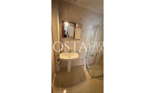 Resale - Apartments -
Torrevieja - Torrevieja Centro