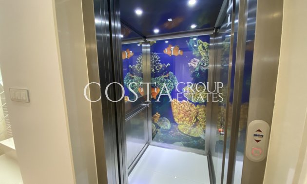 Wiederverkauf - Villa -
Orihuela - Villamartin