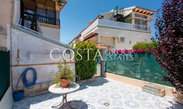 Resale - House -
Orihuela - Orihuela Costa