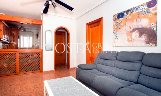 Resale - House -
Orihuela - Orihuela Costa