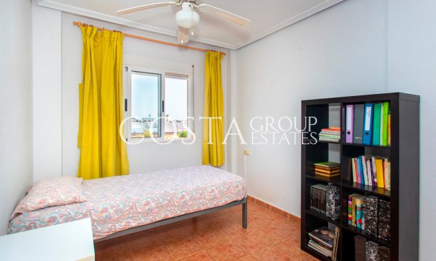 Resale - House -
Orihuela - Orihuela Costa