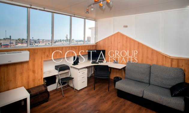 Resale - House -
Orihuela - Orihuela Costa