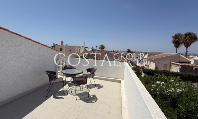 Resale - Villa -
Torrevieja - Torrevieja Centro