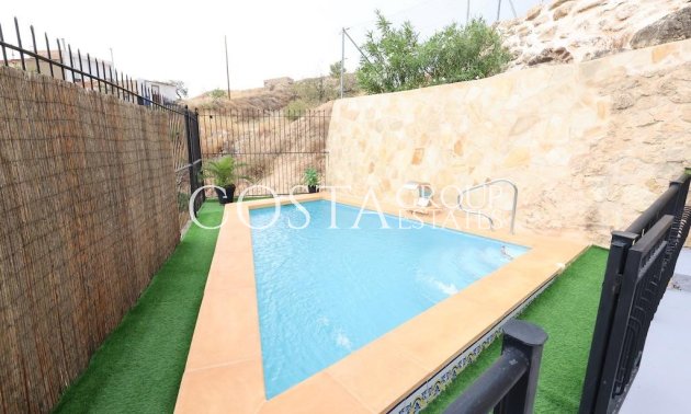 Odsprzedaż - Willa -
Fortuna - La Garapacha