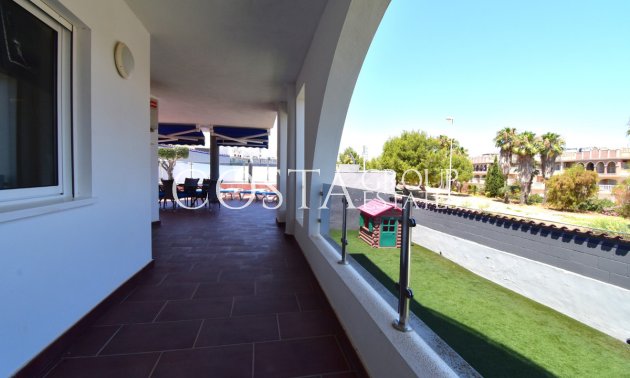 Wiederverkauf - Apartments -
Orihuela - Villamartin