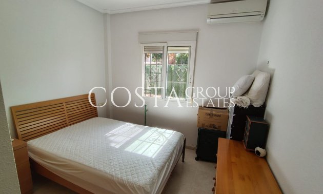 Revente - Villa -
Bigastro