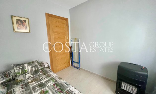 Herverkoop - Apartments -
Torrevieja - Playa del Cura