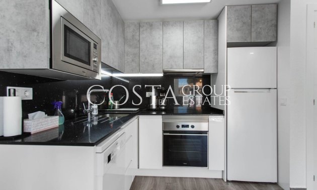 Resale - Villa -
Torrevieja - Lago Jardin