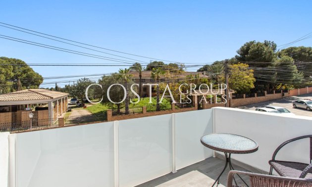 Resale - Villa -
Torrevieja - Lago Jardin