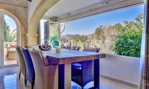 Resale - Villa -
Teulada - Moraira