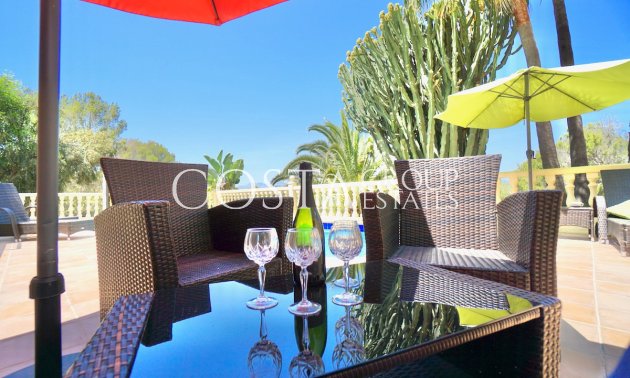 Resale - Villa -
Teulada - Moraira