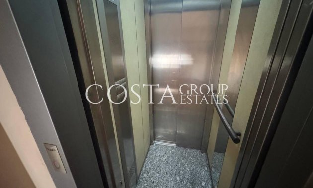 Wiederverkauf - Apartments -
Torrevieja - Torrevieja Centro