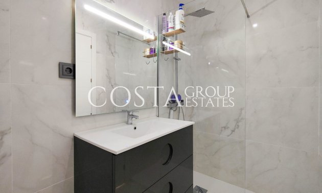 Resale - Apartments -
Orihuela - Punta Prima