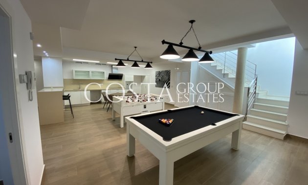 Resale - Villa -
Orihuela - Dehesa de Campoamor