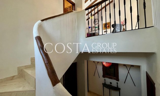 Resale - Villa -
Orihuela - Villamartin