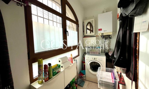 Resale - Villa -
Orihuela - Villamartin