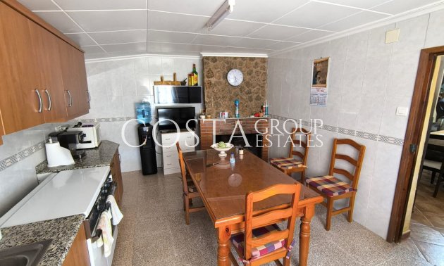 Herverkoop - Villa -
Yecla - Yecla Centro