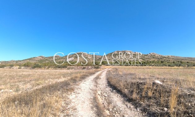 Herverkoop - Villa -
Yecla - Yecla Centro