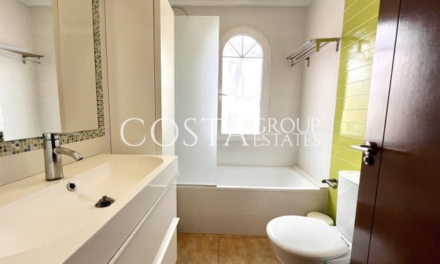 Herverkoop - Villa -
Orihuela - La Zenia