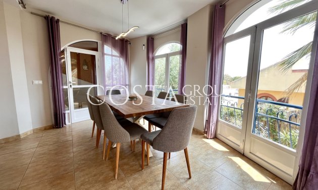 Herverkoop - Villa -
Orihuela - La Zenia