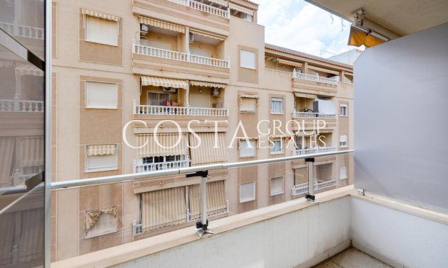 Resale - Apartments -
Torrevieja - Torrevieja Centro